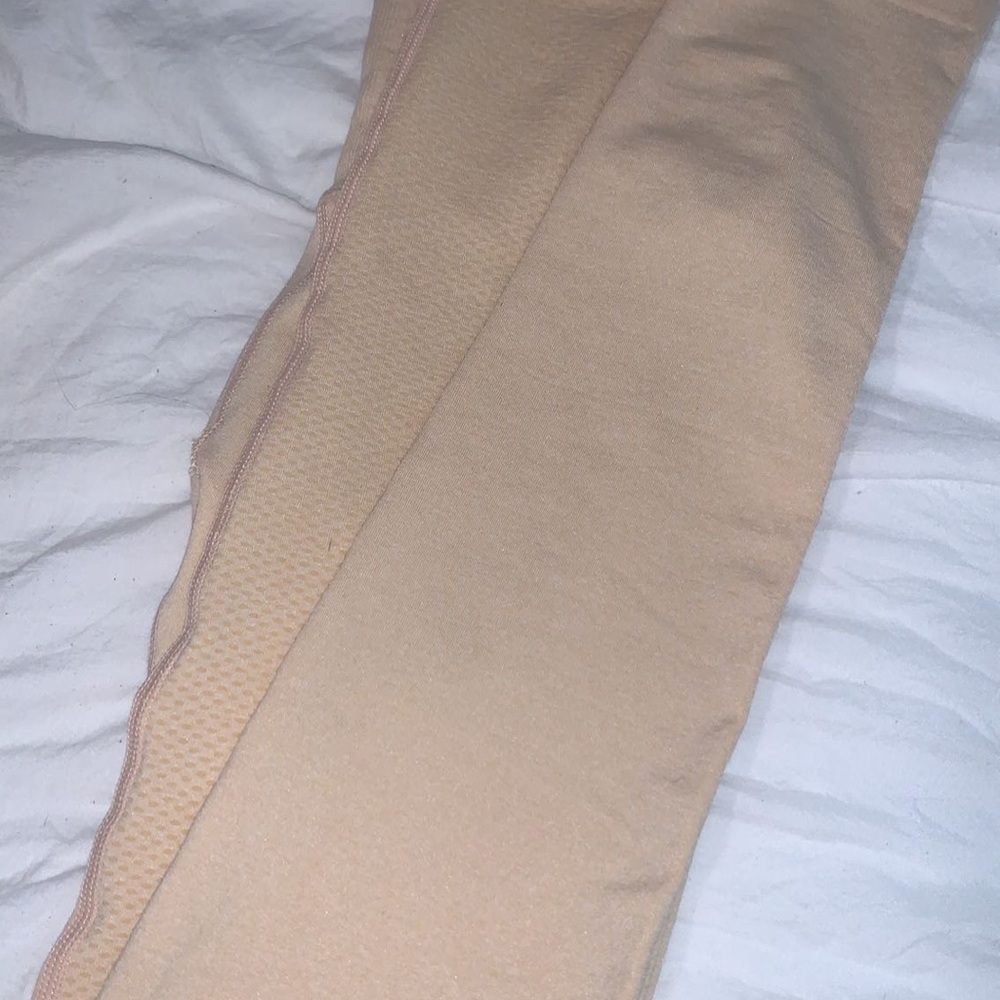 Naturyl by NBK leggings